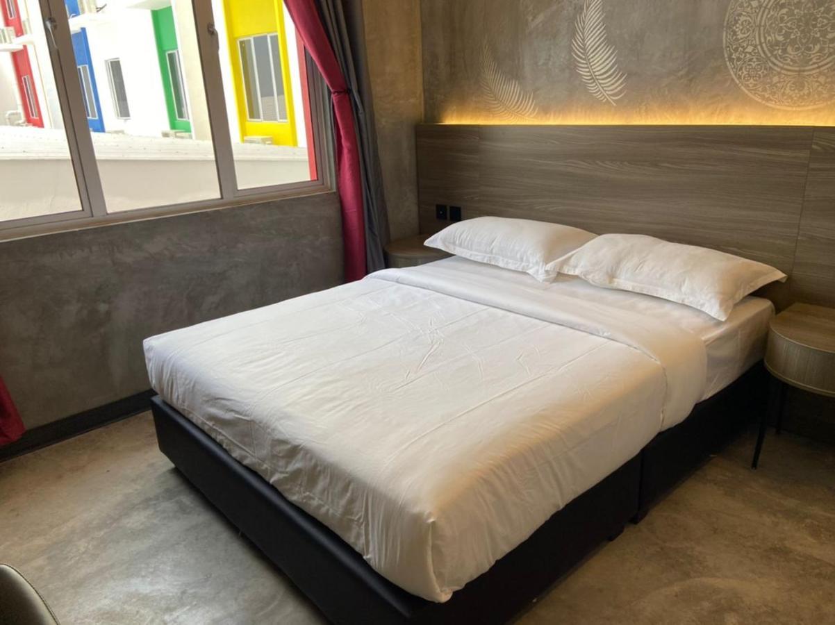 Sri Indar Hotel & Suites Parit Buntar Zewnętrze zdjęcie