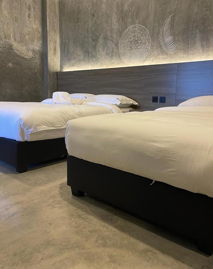 Sri Indar Hotel & Suites Parit Buntar Zewnętrze zdjęcie