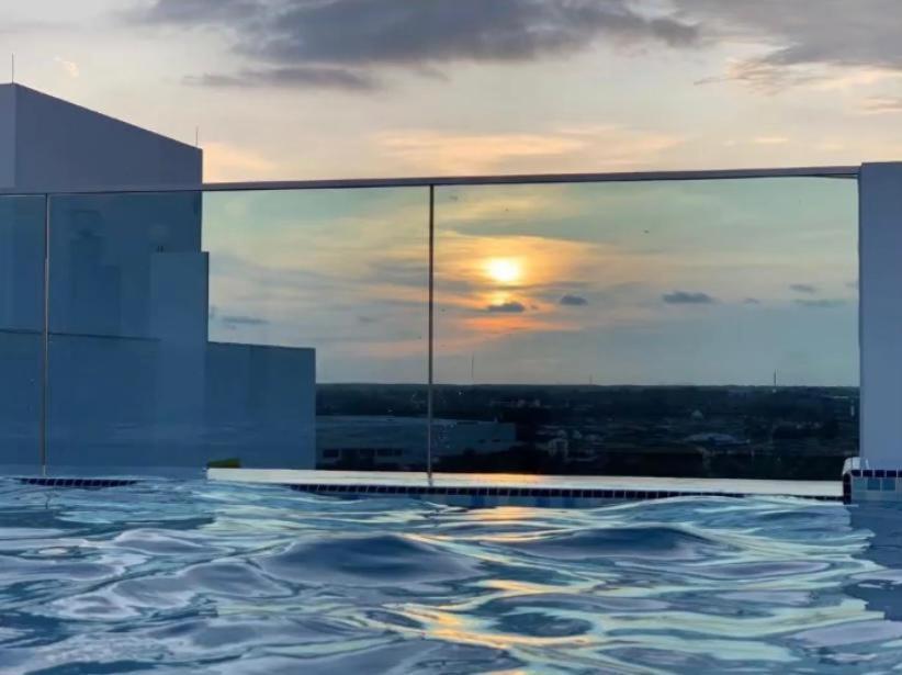 Sri Indar Hotel & Suites Parit Buntar Zewnętrze zdjęcie