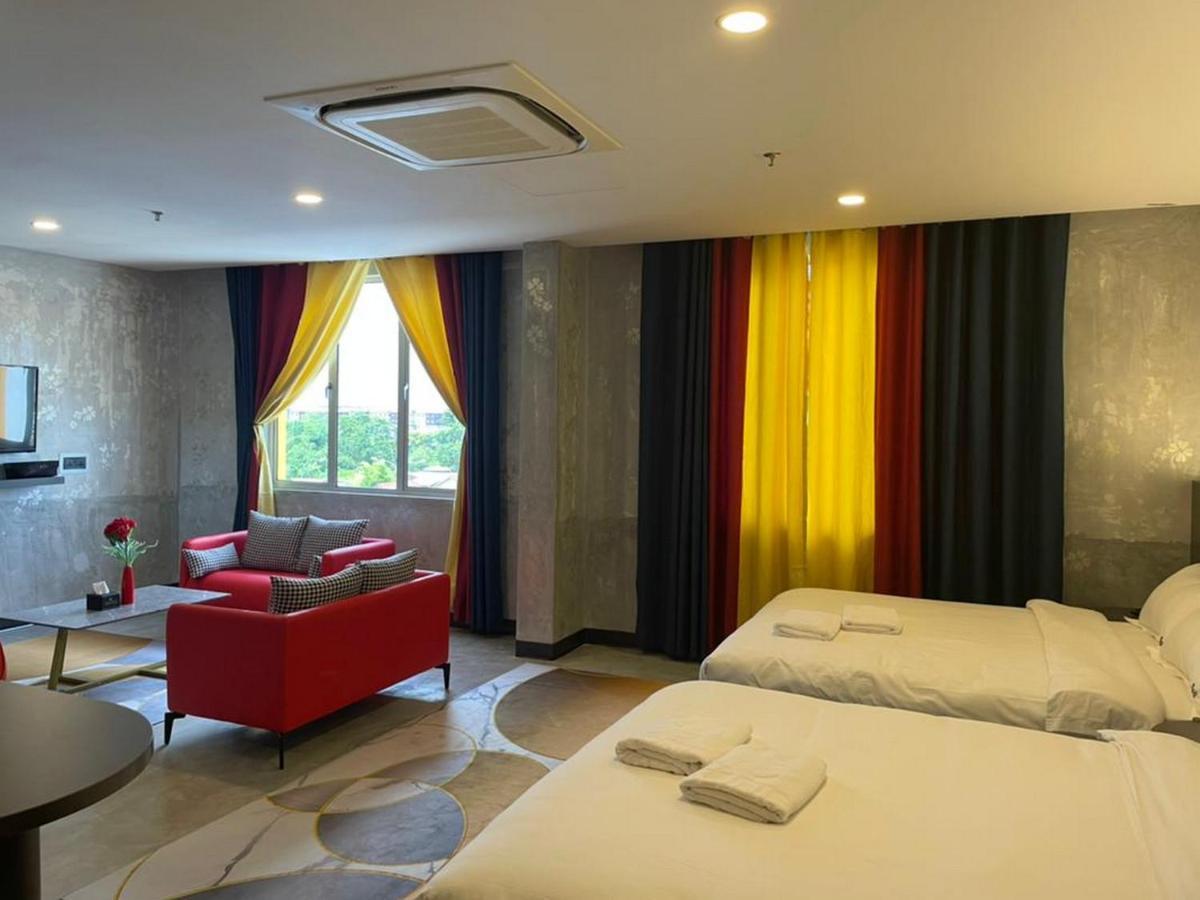 Sri Indar Hotel & Suites Parit Buntar Zewnętrze zdjęcie