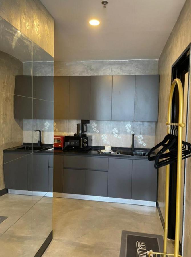 Sri Indar Hotel & Suites Parit Buntar Zewnętrze zdjęcie